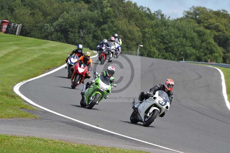 Motorcycle action photographs;Trackday digital images;event digital images;eventdigitalimages;no limits trackday;oulton park;oulton park circuit cheshire;oulton park photographs;peter wileman photography;trackday;trackday photos