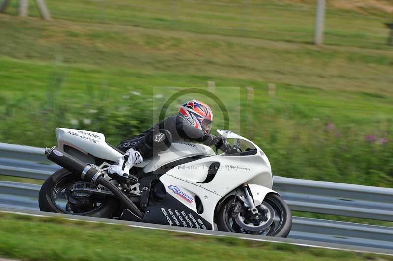 Motorcycle action photographs;Trackday digital images;event digital images;eventdigitalimages;no limits trackday;oulton park;oulton park circuit cheshire;oulton park photographs;peter wileman photography;trackday;trackday photos