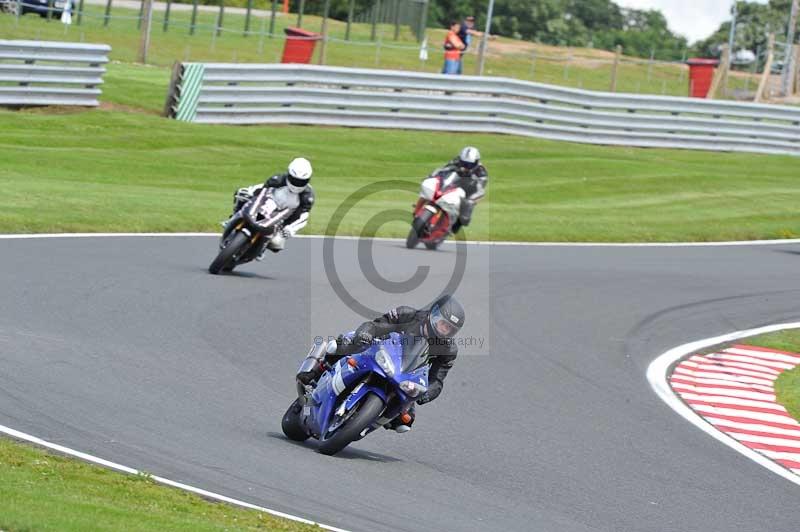 Motorcycle action photographs;Trackday digital images;event digital images;eventdigitalimages;no limits trackday;oulton park;oulton park circuit cheshire;oulton park photographs;peter wileman photography;trackday;trackday photos