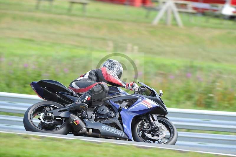 Motorcycle action photographs;Trackday digital images;event digital images;eventdigitalimages;no limits trackday;oulton park;oulton park circuit cheshire;oulton park photographs;peter wileman photography;trackday;trackday photos