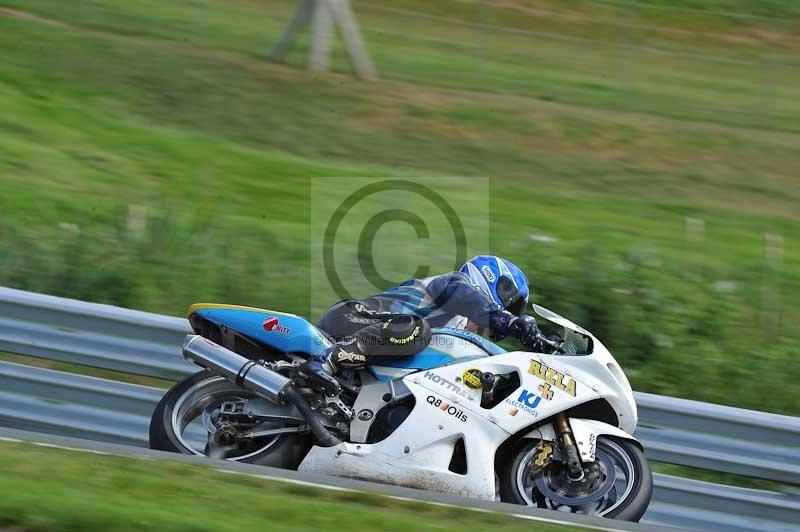 Motorcycle action photographs;Trackday digital images;event digital images;eventdigitalimages;no limits trackday;oulton park;oulton park circuit cheshire;oulton park photographs;peter wileman photography;trackday;trackday photos