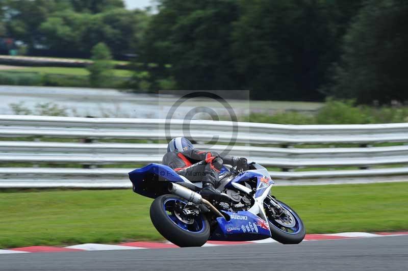 Motorcycle action photographs;Trackday digital images;event digital images;eventdigitalimages;no limits trackday;oulton park;oulton park circuit cheshire;oulton park photographs;peter wileman photography;trackday;trackday photos