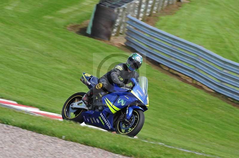 Motorcycle action photographs;Trackday digital images;event digital images;eventdigitalimages;no limits trackday;oulton park;oulton park circuit cheshire;oulton park photographs;peter wileman photography;trackday;trackday photos