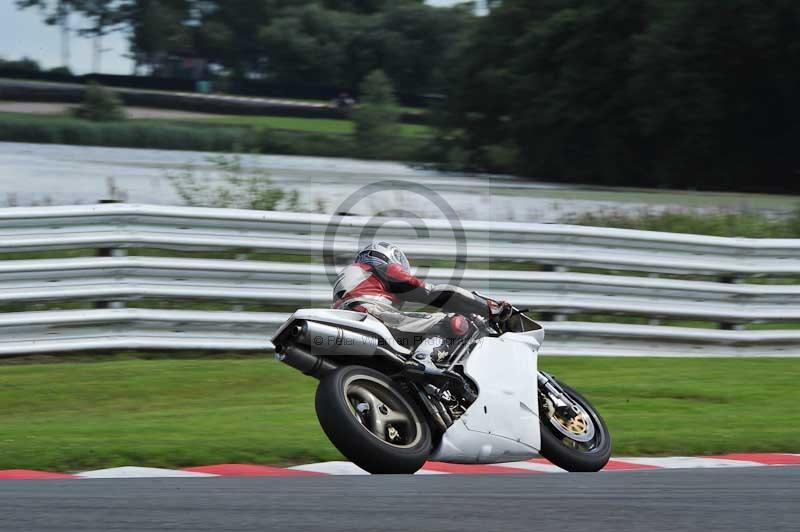 Motorcycle action photographs;Trackday digital images;event digital images;eventdigitalimages;no limits trackday;oulton park;oulton park circuit cheshire;oulton park photographs;peter wileman photography;trackday;trackday photos