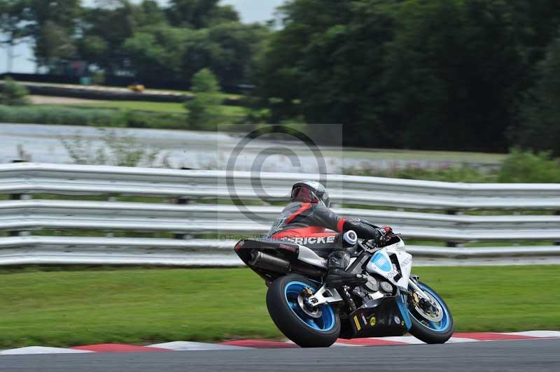 Motorcycle action photographs;Trackday digital images;event digital images;eventdigitalimages;no limits trackday;oulton park;oulton park circuit cheshire;oulton park photographs;peter wileman photography;trackday;trackday photos