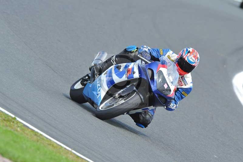 Motorcycle action photographs;Trackday digital images;event digital images;eventdigitalimages;no limits trackday;oulton park;oulton park circuit cheshire;oulton park photographs;peter wileman photography;trackday;trackday photos