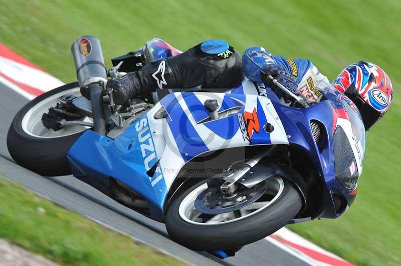 Motorcycle action photographs;Trackday digital images;event digital images;eventdigitalimages;no limits trackday;oulton park;oulton park circuit cheshire;oulton park photographs;peter wileman photography;trackday;trackday photos