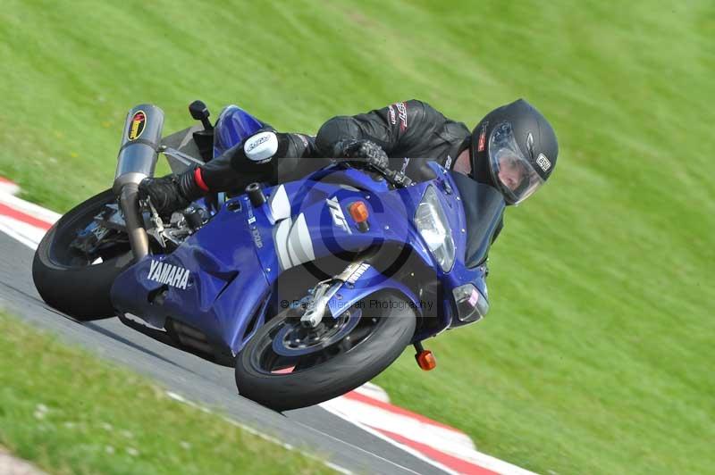 Motorcycle action photographs;Trackday digital images;event digital images;eventdigitalimages;no limits trackday;oulton park;oulton park circuit cheshire;oulton park photographs;peter wileman photography;trackday;trackday photos