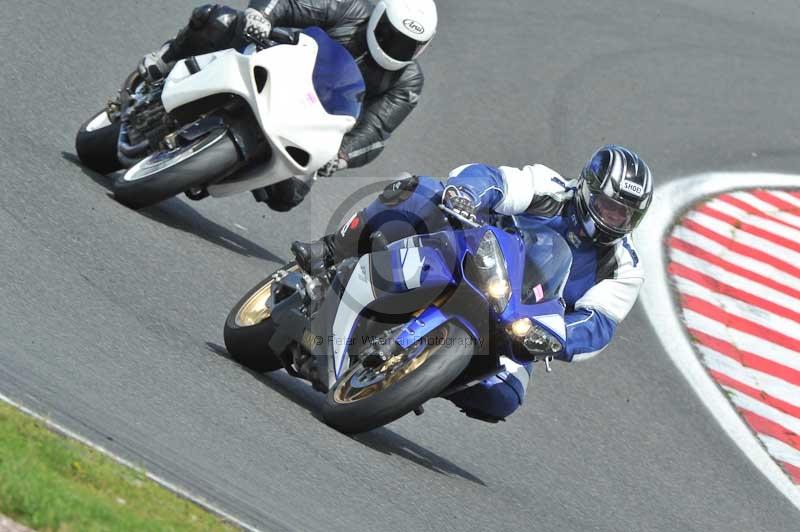 Motorcycle action photographs;Trackday digital images;event digital images;eventdigitalimages;no limits trackday;oulton park;oulton park circuit cheshire;oulton park photographs;peter wileman photography;trackday;trackday photos