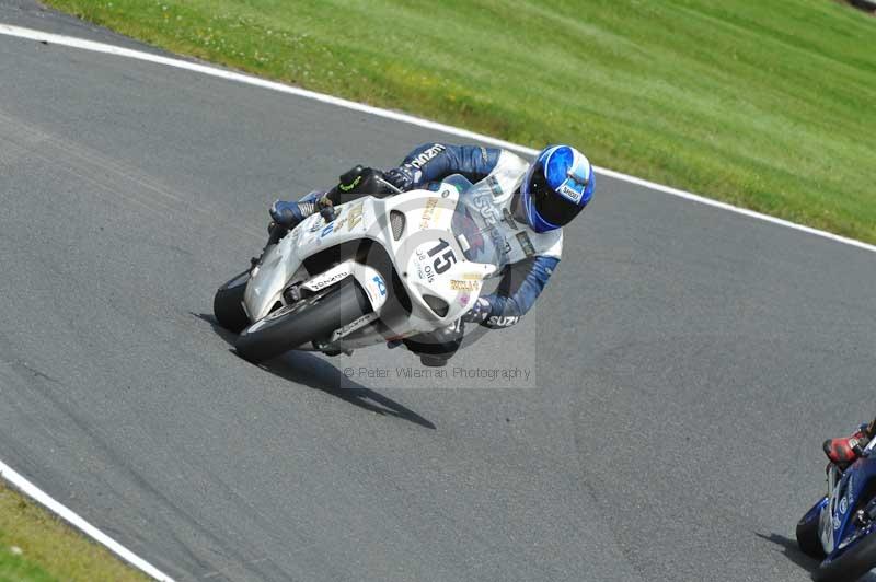 Motorcycle action photographs;Trackday digital images;event digital images;eventdigitalimages;no limits trackday;oulton park;oulton park circuit cheshire;oulton park photographs;peter wileman photography;trackday;trackday photos