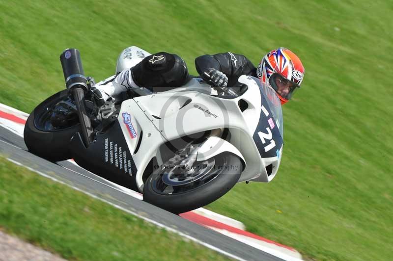 Motorcycle action photographs;Trackday digital images;event digital images;eventdigitalimages;no limits trackday;oulton park;oulton park circuit cheshire;oulton park photographs;peter wileman photography;trackday;trackday photos