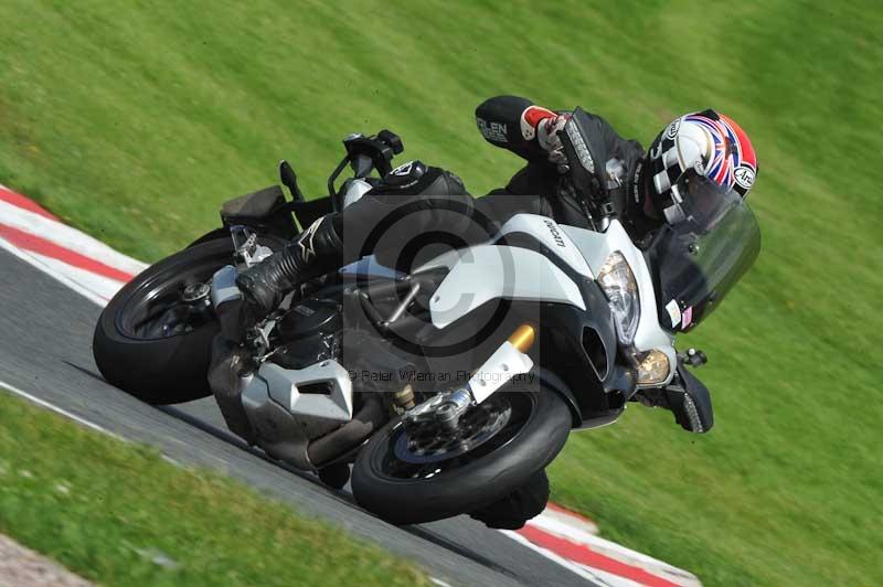 Motorcycle action photographs;Trackday digital images;event digital images;eventdigitalimages;no limits trackday;oulton park;oulton park circuit cheshire;oulton park photographs;peter wileman photography;trackday;trackday photos