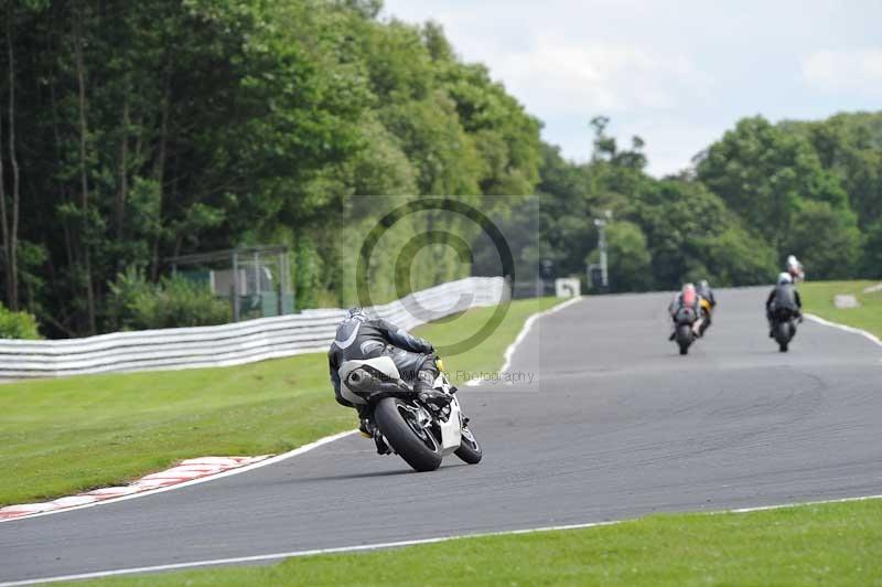 Motorcycle action photographs;Trackday digital images;event digital images;eventdigitalimages;no limits trackday;oulton park;oulton park circuit cheshire;oulton park photographs;peter wileman photography;trackday;trackday photos