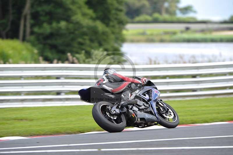 Motorcycle action photographs;Trackday digital images;event digital images;eventdigitalimages;no limits trackday;oulton park;oulton park circuit cheshire;oulton park photographs;peter wileman photography;trackday;trackday photos