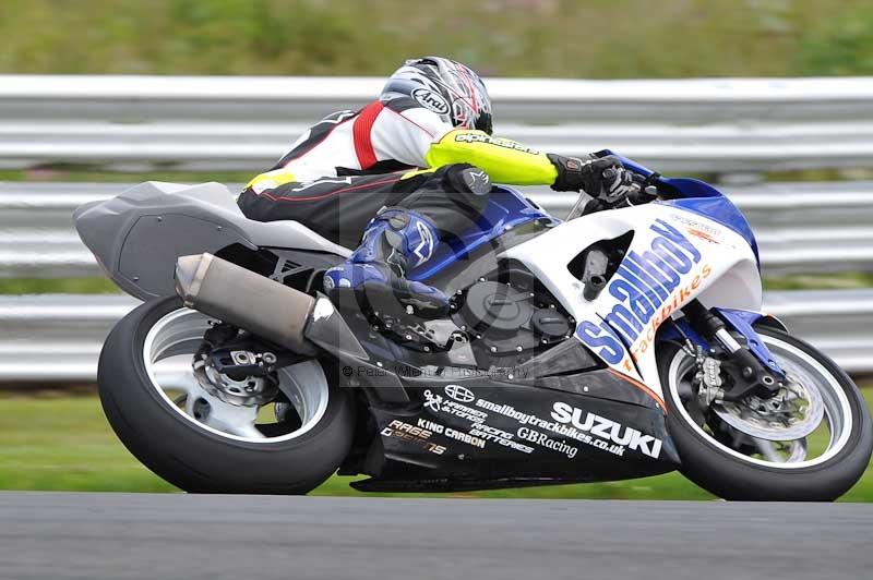 Motorcycle action photographs;Trackday digital images;event digital images;eventdigitalimages;no limits trackday;oulton park;oulton park circuit cheshire;oulton park photographs;peter wileman photography;trackday;trackday photos