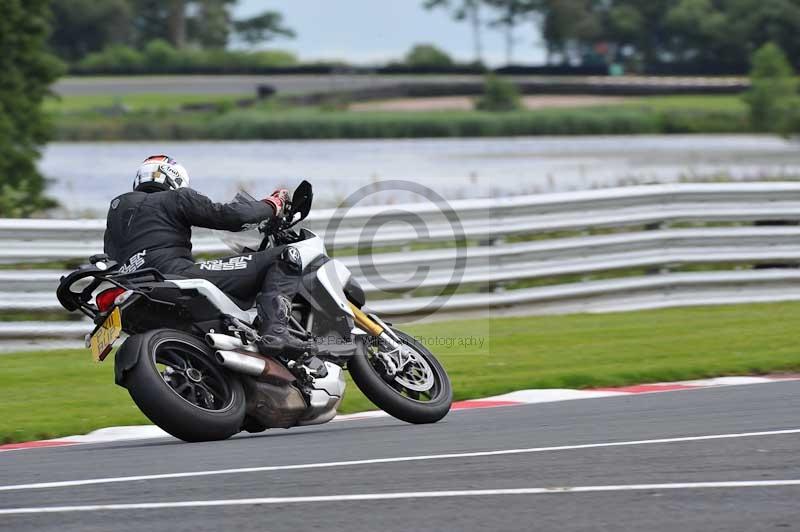 Motorcycle action photographs;Trackday digital images;event digital images;eventdigitalimages;no limits trackday;oulton park;oulton park circuit cheshire;oulton park photographs;peter wileman photography;trackday;trackday photos