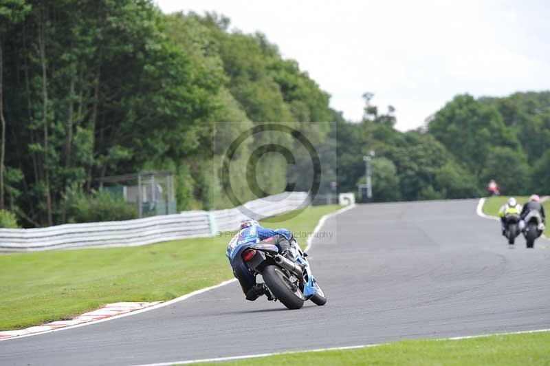 Motorcycle action photographs;Trackday digital images;event digital images;eventdigitalimages;no limits trackday;oulton park;oulton park circuit cheshire;oulton park photographs;peter wileman photography;trackday;trackday photos