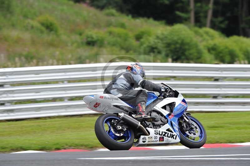 Motorcycle action photographs;Trackday digital images;event digital images;eventdigitalimages;no limits trackday;oulton park;oulton park circuit cheshire;oulton park photographs;peter wileman photography;trackday;trackday photos