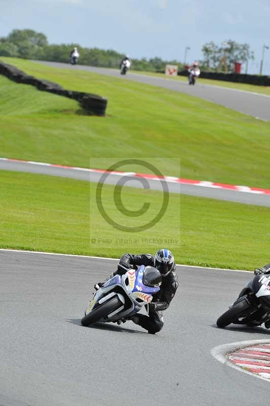 Motorcycle action photographs;Trackday digital images;event digital images;eventdigitalimages;no limits trackday;oulton park;oulton park circuit cheshire;oulton park photographs;peter wileman photography;trackday;trackday photos