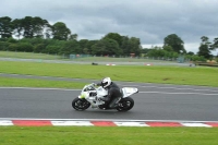 Motorcycle-action-photographs;Trackday-digital-images;event-digital-images;eventdigitalimages;no-limits-trackday;oulton-park;oulton-park-circuit-cheshire;oulton-park-photographs;peter-wileman-photography;trackday;trackday-photos