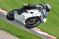 Motorcycle-action-photographs;Trackday-digital-images;event-digital-images;eventdigitalimages;no-limits-trackday;oulton-park;oulton-park-circuit-cheshire;oulton-park-photographs;peter-wileman-photography;trackday;trackday-photos