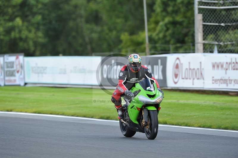 Motorcycle action photographs;Trackday digital images;event digital images;eventdigitalimages;no limits trackday;oulton park;oulton park circuit cheshire;oulton park photographs;peter wileman photography;trackday;trackday photos