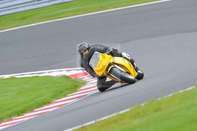 Motorcycle action photographs;Trackday digital images;event digital images;eventdigitalimages;no limits trackday;oulton park;oulton park circuit cheshire;oulton park photographs;peter wileman photography;trackday;trackday photos