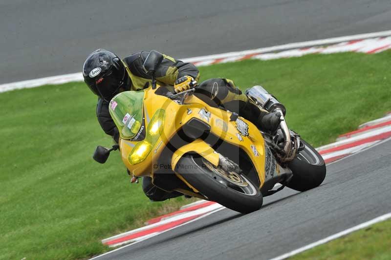 Motorcycle action photographs;Trackday digital images;event digital images;eventdigitalimages;no limits trackday;oulton park;oulton park circuit cheshire;oulton park photographs;peter wileman photography;trackday;trackday photos