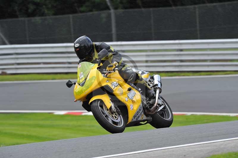 Motorcycle action photographs;Trackday digital images;event digital images;eventdigitalimages;no limits trackday;oulton park;oulton park circuit cheshire;oulton park photographs;peter wileman photography;trackday;trackday photos