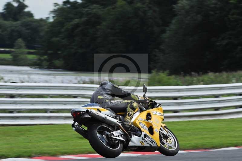 Motorcycle action photographs;Trackday digital images;event digital images;eventdigitalimages;no limits trackday;oulton park;oulton park circuit cheshire;oulton park photographs;peter wileman photography;trackday;trackday photos