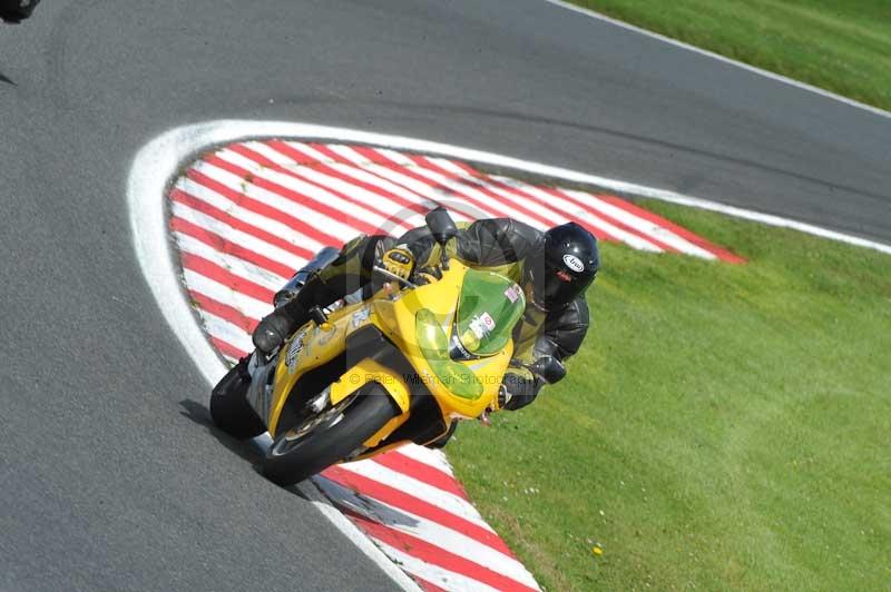 Motorcycle action photographs;Trackday digital images;event digital images;eventdigitalimages;no limits trackday;oulton park;oulton park circuit cheshire;oulton park photographs;peter wileman photography;trackday;trackday photos