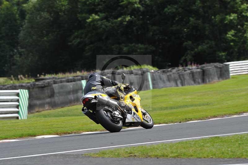 Motorcycle action photographs;Trackday digital images;event digital images;eventdigitalimages;no limits trackday;oulton park;oulton park circuit cheshire;oulton park photographs;peter wileman photography;trackday;trackday photos