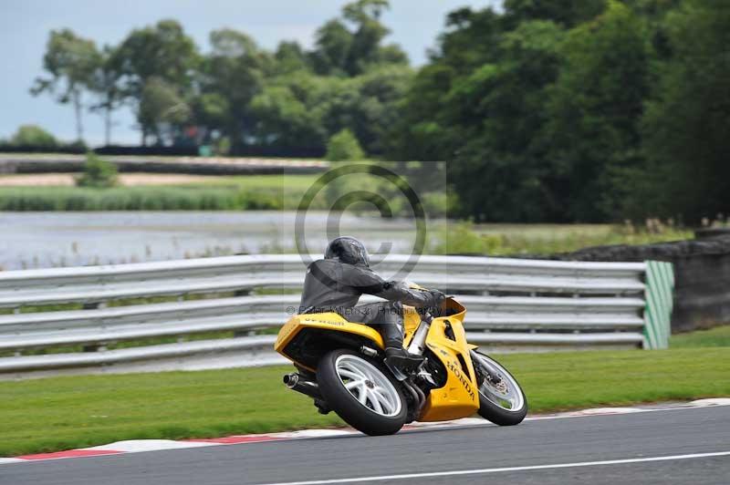 Motorcycle action photographs;Trackday digital images;event digital images;eventdigitalimages;no limits trackday;oulton park;oulton park circuit cheshire;oulton park photographs;peter wileman photography;trackday;trackday photos