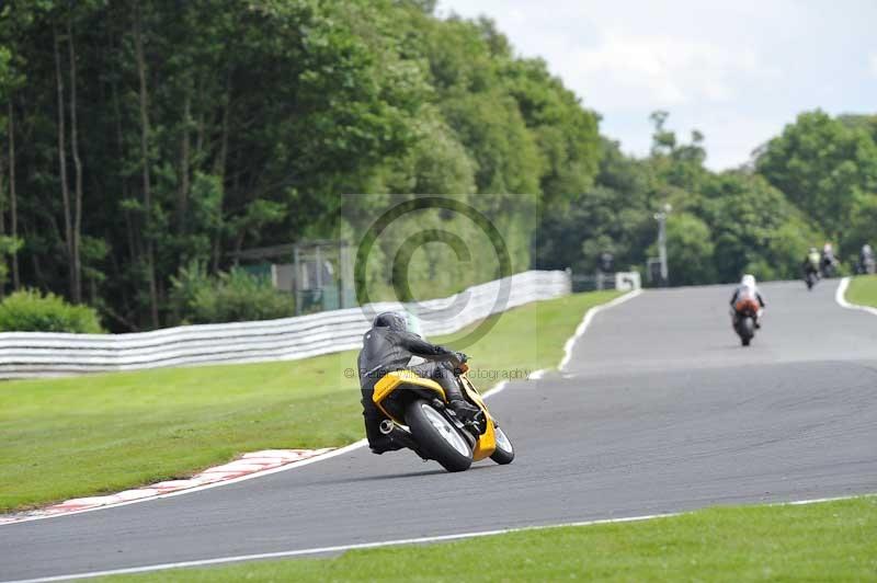 Motorcycle action photographs;Trackday digital images;event digital images;eventdigitalimages;no limits trackday;oulton park;oulton park circuit cheshire;oulton park photographs;peter wileman photography;trackday;trackday photos