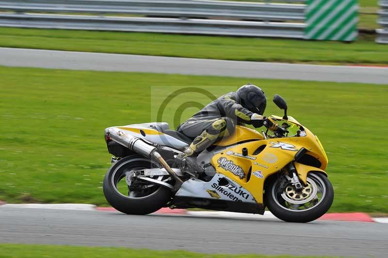 Motorcycle action photographs;Trackday digital images;event digital images;eventdigitalimages;no limits trackday;oulton park;oulton park circuit cheshire;oulton park photographs;peter wileman photography;trackday;trackday photos