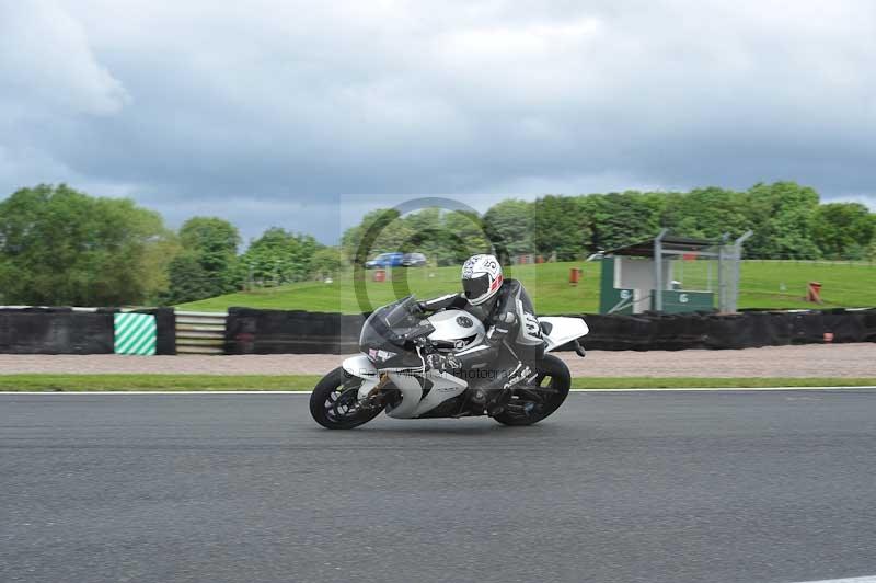 Motorcycle action photographs;Trackday digital images;event digital images;eventdigitalimages;no limits trackday;oulton park;oulton park circuit cheshire;oulton park photographs;peter wileman photography;trackday;trackday photos