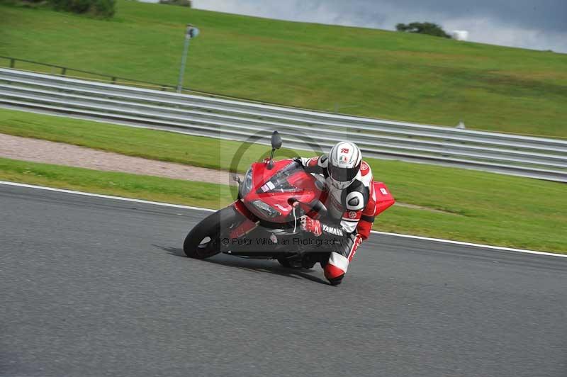 Motorcycle action photographs;Trackday digital images;event digital images;eventdigitalimages;no limits trackday;oulton park;oulton park circuit cheshire;oulton park photographs;peter wileman photography;trackday;trackday photos