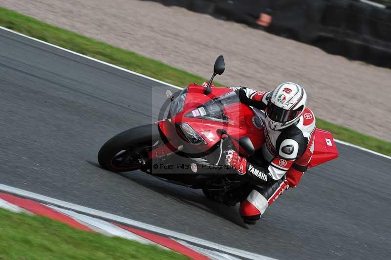 Motorcycle action photographs;Trackday digital images;event digital images;eventdigitalimages;no limits trackday;oulton park;oulton park circuit cheshire;oulton park photographs;peter wileman photography;trackday;trackday photos