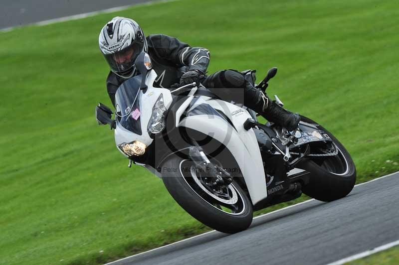 Motorcycle action photographs;Trackday digital images;event digital images;eventdigitalimages;no limits trackday;oulton park;oulton park circuit cheshire;oulton park photographs;peter wileman photography;trackday;trackday photos