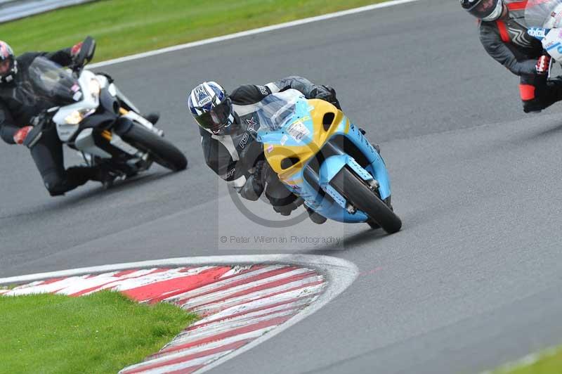 Motorcycle action photographs;Trackday digital images;event digital images;eventdigitalimages;no limits trackday;oulton park;oulton park circuit cheshire;oulton park photographs;peter wileman photography;trackday;trackday photos