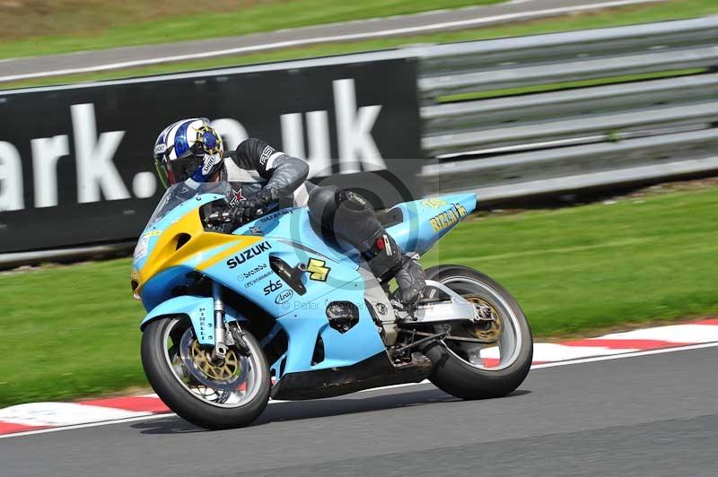 Motorcycle action photographs;Trackday digital images;event digital images;eventdigitalimages;no limits trackday;oulton park;oulton park circuit cheshire;oulton park photographs;peter wileman photography;trackday;trackday photos