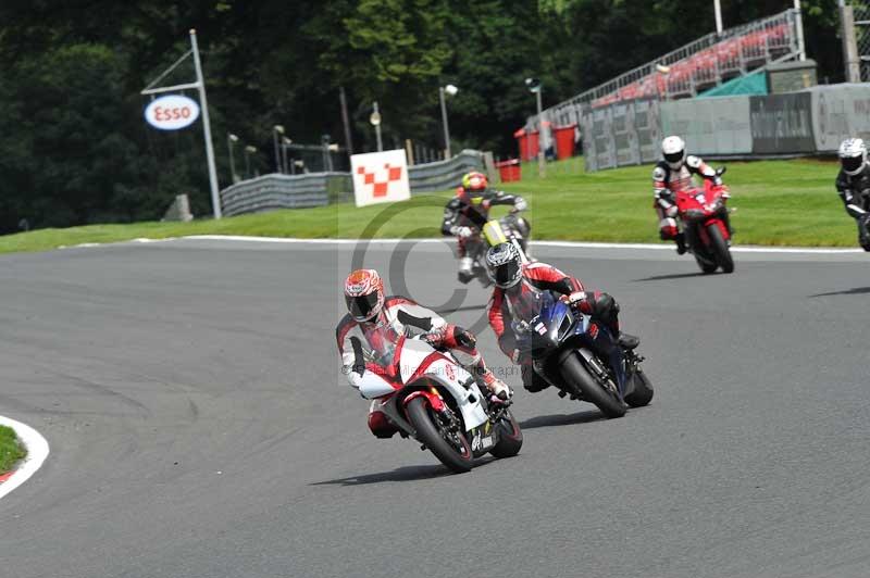 Motorcycle action photographs;Trackday digital images;event digital images;eventdigitalimages;no limits trackday;oulton park;oulton park circuit cheshire;oulton park photographs;peter wileman photography;trackday;trackday photos