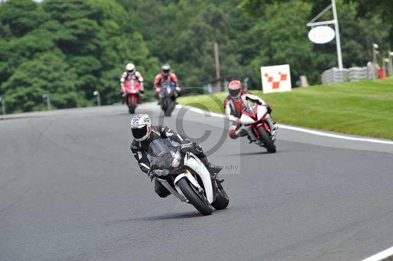 Motorcycle action photographs;Trackday digital images;event digital images;eventdigitalimages;no limits trackday;oulton park;oulton park circuit cheshire;oulton park photographs;peter wileman photography;trackday;trackday photos