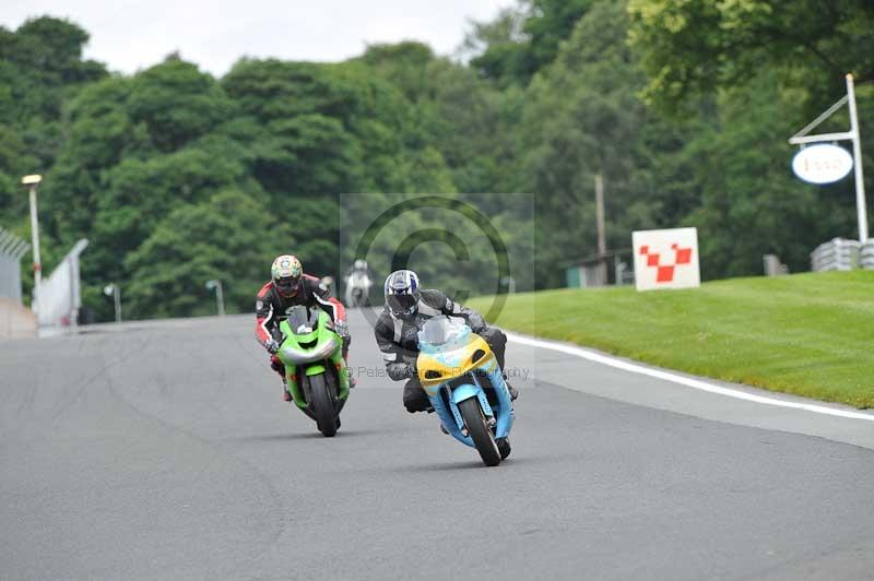 Motorcycle action photographs;Trackday digital images;event digital images;eventdigitalimages;no limits trackday;oulton park;oulton park circuit cheshire;oulton park photographs;peter wileman photography;trackday;trackday photos