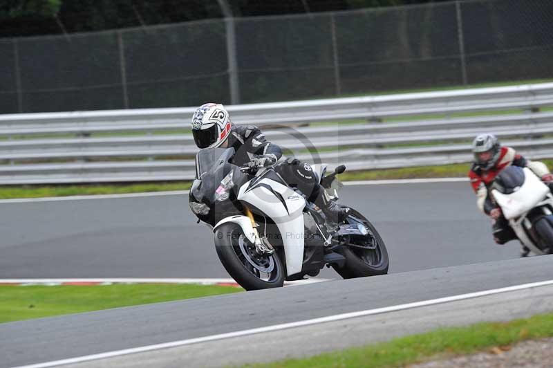 Motorcycle action photographs;Trackday digital images;event digital images;eventdigitalimages;no limits trackday;oulton park;oulton park circuit cheshire;oulton park photographs;peter wileman photography;trackday;trackday photos