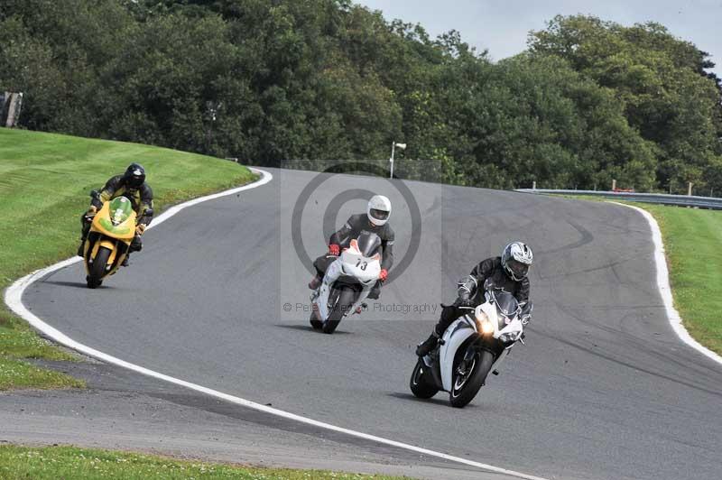 Motorcycle action photographs;Trackday digital images;event digital images;eventdigitalimages;no limits trackday;oulton park;oulton park circuit cheshire;oulton park photographs;peter wileman photography;trackday;trackday photos