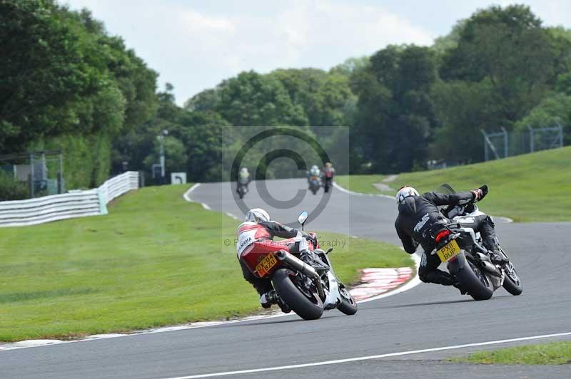 Motorcycle action photographs;Trackday digital images;event digital images;eventdigitalimages;no limits trackday;oulton park;oulton park circuit cheshire;oulton park photographs;peter wileman photography;trackday;trackday photos