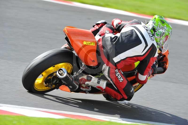 Motorcycle action photographs;Trackday digital images;event digital images;eventdigitalimages;no limits trackday;oulton park;oulton park circuit cheshire;oulton park photographs;peter wileman photography;trackday;trackday photos