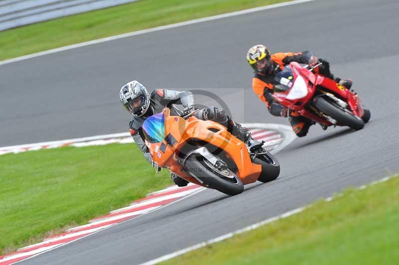 Motorcycle action photographs;Trackday digital images;event digital images;eventdigitalimages;no limits trackday;oulton park;oulton park circuit cheshire;oulton park photographs;peter wileman photography;trackday;trackday photos