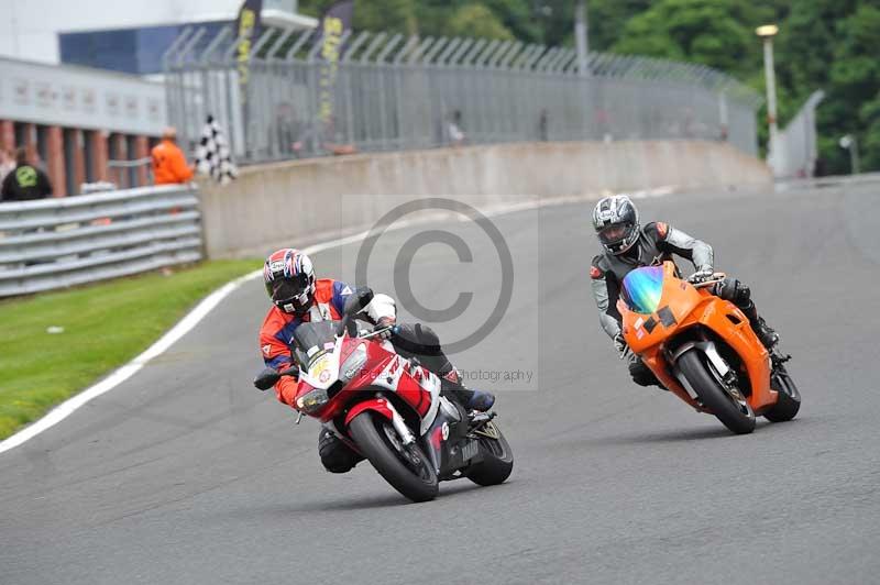 Motorcycle action photographs;Trackday digital images;event digital images;eventdigitalimages;no limits trackday;oulton park;oulton park circuit cheshire;oulton park photographs;peter wileman photography;trackday;trackday photos